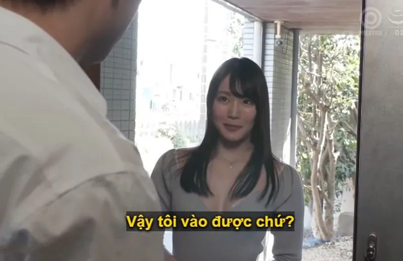 Anh chàng giàu có nhà bên cạnh bị cô em xinh tươi, non tơ đã có chồng mới dọn về dụ dỗ làm tình.